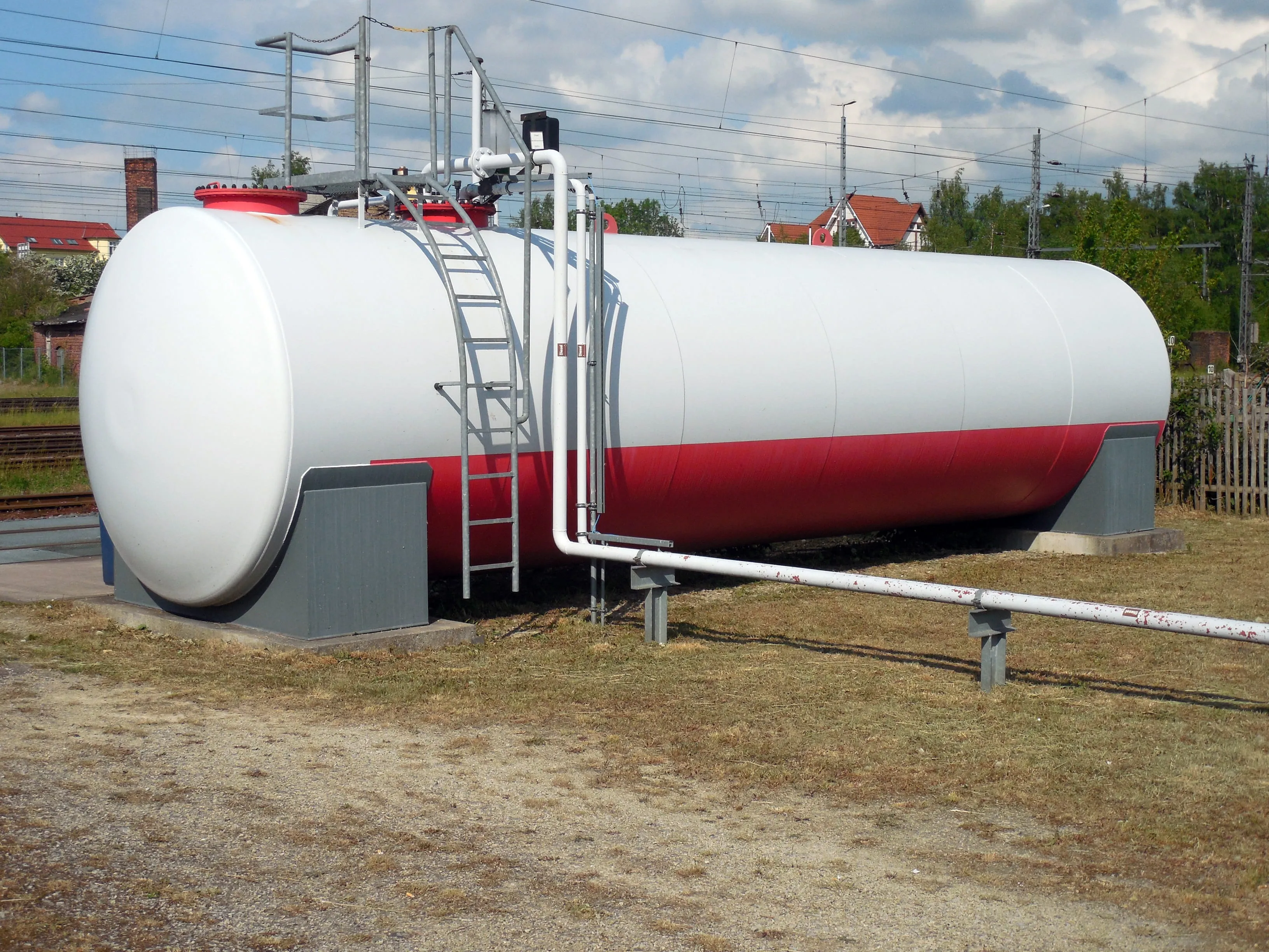 Отстойники воды и нефти купить в Туле